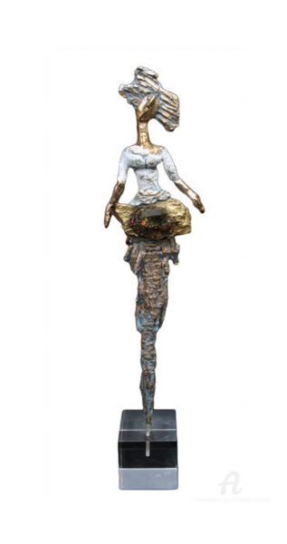 Sculpture titled "Idole à la jupe bar…" by Elisabeth Brainos, Original Artwork, Metals