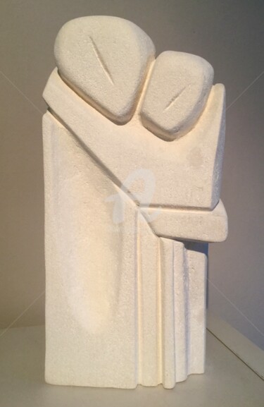 Sculpture intitulée "All we need is love" par Elisabeth Dinardo, Œuvre d'art originale, Pierre