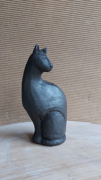 Sculpture intitulée "Chat noir" par Elisabeth Fabre Derulliere, Œuvre d'art originale, Argile