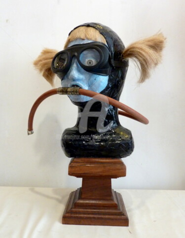 Sculpture titled ""Plongeuse myope à…" by Elisabeth Faucheur, Original Artwork, Other