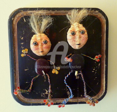 Sculpture titled ""Mme et Mr dans son…" by Elisabeth Faucheur, Original Artwork, Wood