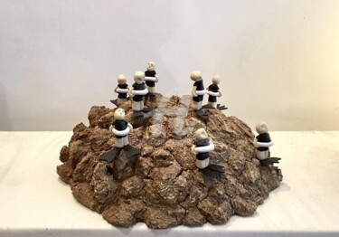 Sculpture intitulée "« L’ile aux pingoui…" par Elisabeth Faucheur, Œuvre d'art originale, Résine