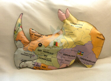 Sculpture titled ""Rhino cartographe"" by Elisabeth Faucheur, Original Artwork