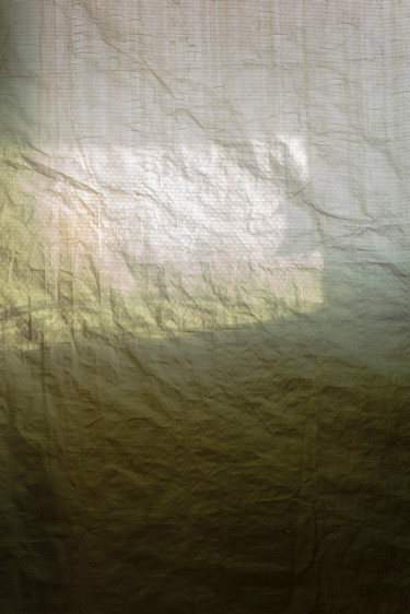 Photography titled "tarpaulin.jpg" by Elisabeth Laplante, Original Artwork, Digital Photography