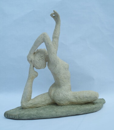 Скульптура под названием "Zénitude" - Elisabeth Fillet, Подлинное произведение искусства, Глина