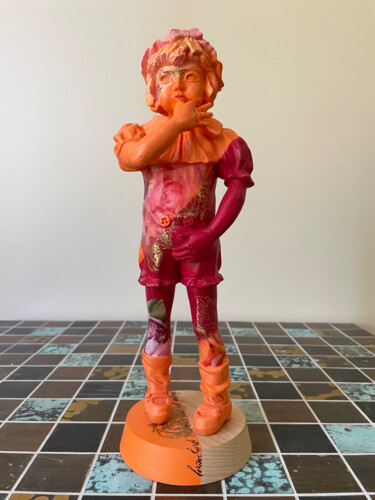 Скульптура под названием "(PN°2) STATUETTE" - Elise Cabanes, Подлинное произведение искусства, Смола
