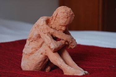 Escultura intitulada "Homme brisé" por Elitrompe, Obras de arte originais, Terracota