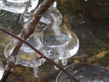 Photographie intitulée "Icebell" par Elke Matthaeus, Œuvre d'art originale