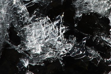 Photography titled "Ice Crystals" by Elke Matthaeus, Original Artwork