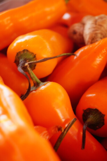 "Orange pepper" başlıklı Fotoğraf Els Devrieze tarafından, Orijinal sanat, Dijital Fotoğrafçılık