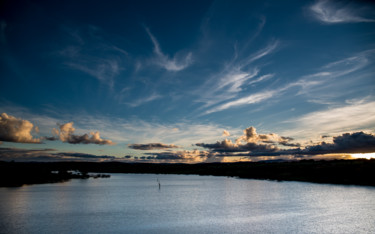 Fotografia intitulada "Lindo céu sobre a á…" por Elton Abreu, Obras de arte originais, Fotografia digital