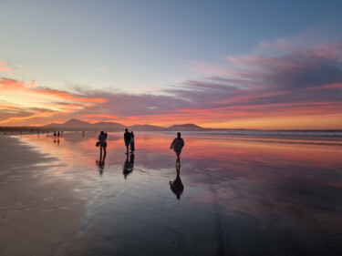 摄影 标题为“Sunset at Playa de…” 由Emaga Travels ✈️ By Emaga.Art 🎨, 原创艺术品, 数码摄影