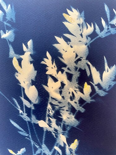 Painting titled "Cyanotype Bouquet" by Émilie Singy, Original Artwork, Non Manipulated Photography Mounted on Cardboard