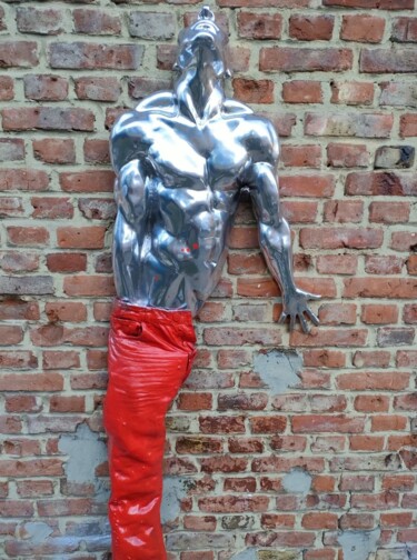Sculpture titled "the man in the wall" by Emilio Mortini, Original Artwork, Resin