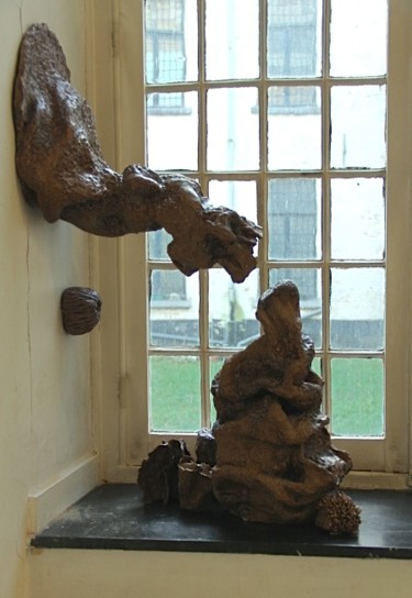Sculpture intitulée "what shall we do no…" par Emma Hyvernat, Œuvre d'art originale, Céramique