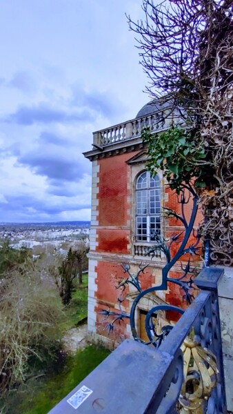 Photographie intitulée "Le pavillon Henri IV" par Emma Laflute, Œuvre d'art originale, Photographie numérique