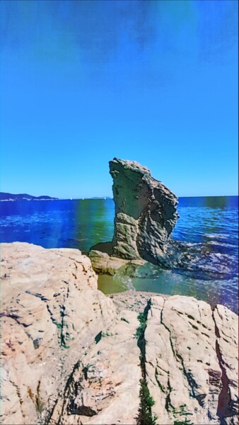 Photographie intitulée "Le rocher au bord d…" par Emma Laflute, Œuvre d'art originale, Photographie numérique