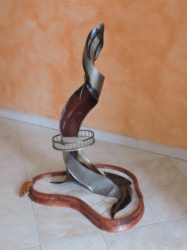 Escultura titulada "l'oratoire" por Emmanuel Rocle, Obra de arte original, Metales