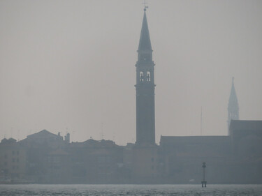 Photographie intitulée "Another Venice 001" par Emmanuel Jahan, Œuvre d'art originale, Photographie numérique