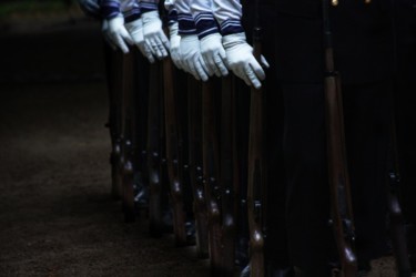 Fotografia intitolato "gloves" da Emmanuel Jahan, Opera d'arte originale