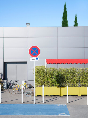 Photographie intitulée "Yellow Bike ( editi…" par Emmanuel Passeleu, Œuvre d'art originale, Photographie numérique