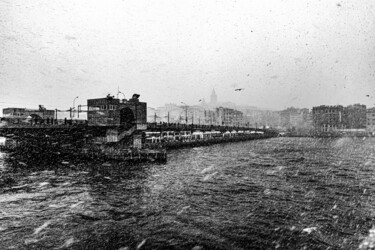 Fotografía titulada "Galata Bridge and G…" por Emrah Oprukcu, Obra de arte original, Fotografía digital