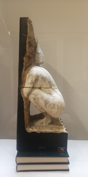 Скульптура под названием "Refugio Didáctico" - Enric Alonso Masana, Подлинное произведение искусства, Бумага