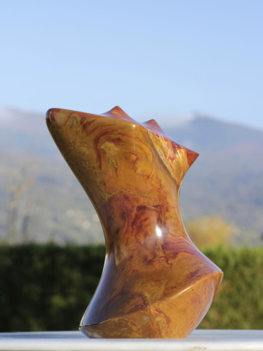 Escultura intitulada "Fiametta" por Enzoyote, Obras de arte originais, Pedra