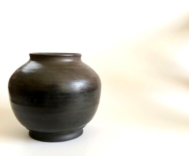 Sculpture intitulée "Moyimachi Vase" par Erdem Aybar, Œuvre d'art originale, Céramique