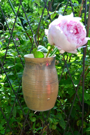 Design intitulée "Vase zum Aufhängen 4" par Dirk Dahlmann, Œuvre d'art originale, Art de la table