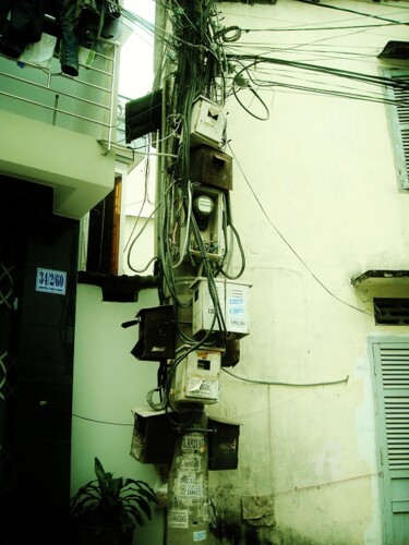 Fotografie mit dem Titel "vietnam- electric" von Erealpha, Original-Kunstwerk