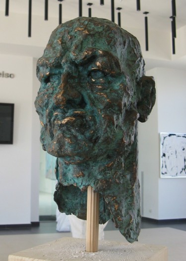 Sculpture titled "Head of power" by Eric Doireau, Original Artwork, Metals