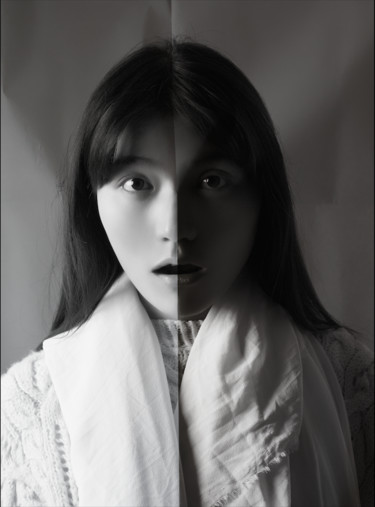 Fotografie getiteld "Facing each other 5…" door Eric Guo, Origineel Kunstwerk