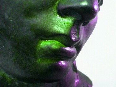 Photographie intitulée "Green Violet Mask" par Eric L Vadé, Œuvre d'art originale, Photographie numérique