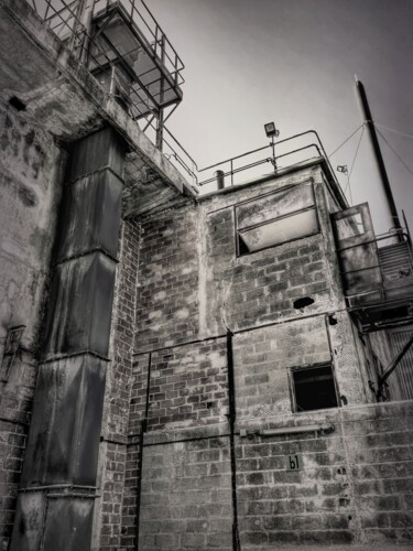 Photography titled "Heavy Industry II" by Eric L Vadé, Original Artwork, Non Manipulated Photography