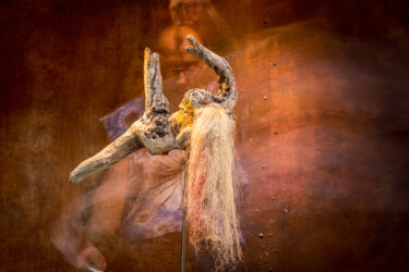 "Tribal dance" başlıklı Heykel Eric Verly / Ylrev tarafından, Orijinal sanat, Ahşap