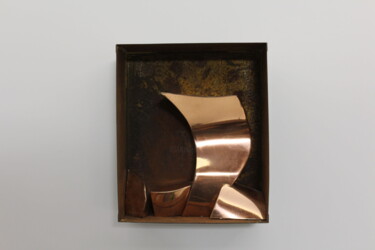 Скульптура под названием "copper box" - Eric Vialla (Tweak), Подлинное произведение искусства, Металлы