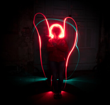 Фотография под названием "light painting angel" - Erick Philippe (eikioo), Подлинное произведение искусства, Цифровая фотогр…