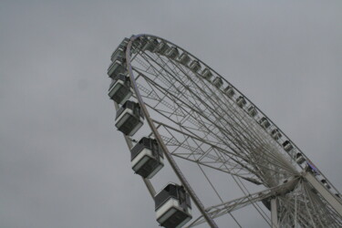 Photography titled "grande roue 4" by Ernest Tosetti, Original Artwork, Digital Photography