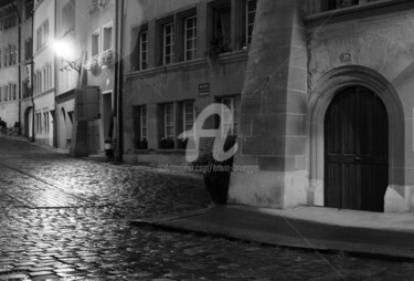 Fotografie mit dem Titel "Rue d'or" von Erwin Bruegger, Original-Kunstwerk, Digitale Fotografie