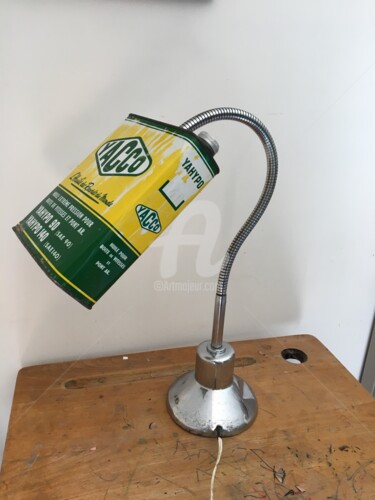 Design intitulée "lampe de bureau cus…" par Estival Sébastien, Œuvre d'art originale, Meuble