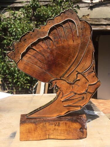 Sculpture titled "Papillon" by Étienne Dupé, Original Artwork, Wood
