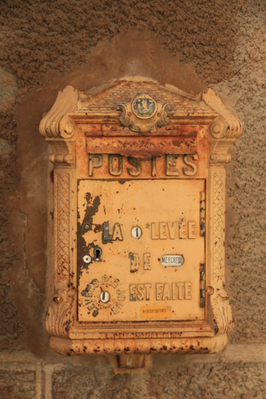 Fotografia intitolato "Relique Postale" da Etienne Sabattier, Opera d'arte originale