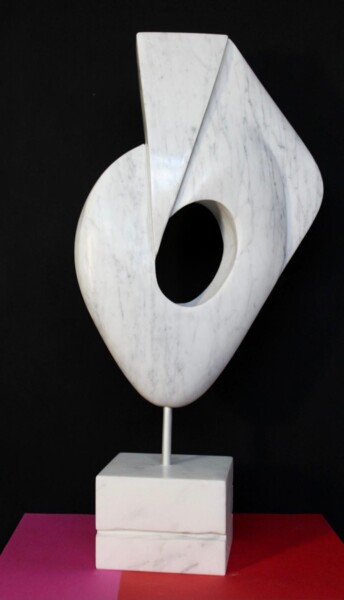 Sculpture intitulée "Cuore" par Ettore Altieri, Œuvre d'art originale, Pierre