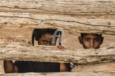 Photographie intitulée "Criançassertanejas" par Eugenio Junior, Œuvre d'art originale, Photographie non manipulée