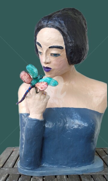 Sculpture titled "La Seniorha com la…" by Eva Diez, Original Artwork, Clay