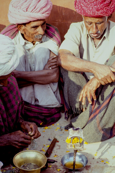 Photographie intitulée "india opium Rajasth…" par Gilbert Le Vast, Œuvre d'art originale, Photographie argentique