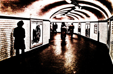 Photographie intitulée "métro Parisien 3" par Gilbert Le Vast, Œuvre d'art originale, Photographie argentique