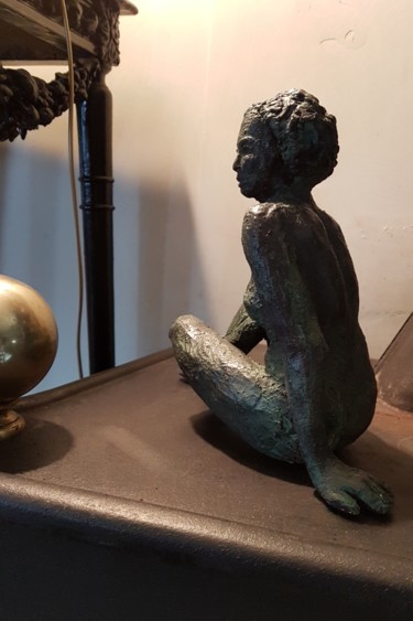 Скульптура под названием "Clémentine" - Evelyne Chabaud, Подлинное произведение искусства, Терракота