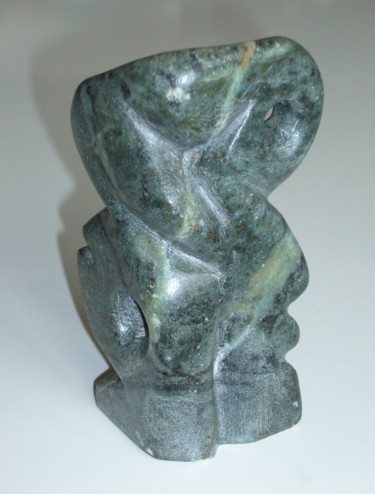 Sculpture titled "Jade... l'intruse" by Evelyne Hervé, Original Artwork, Stone